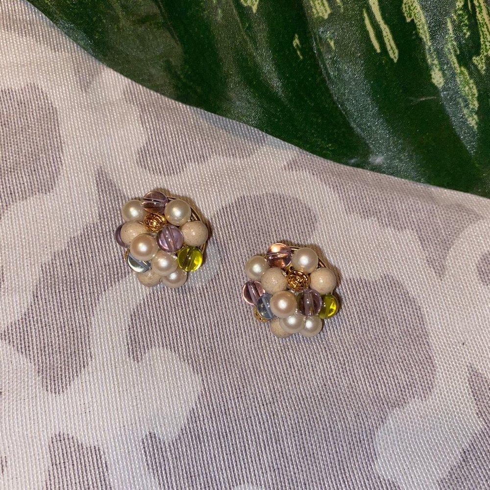 vintage clip on earrings